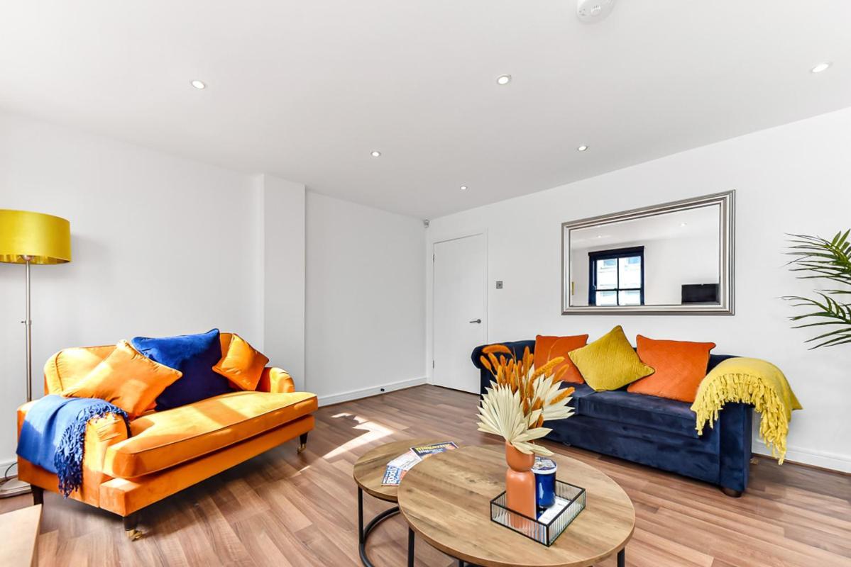 Appartamento Bright And Spacious 2 Bed In *